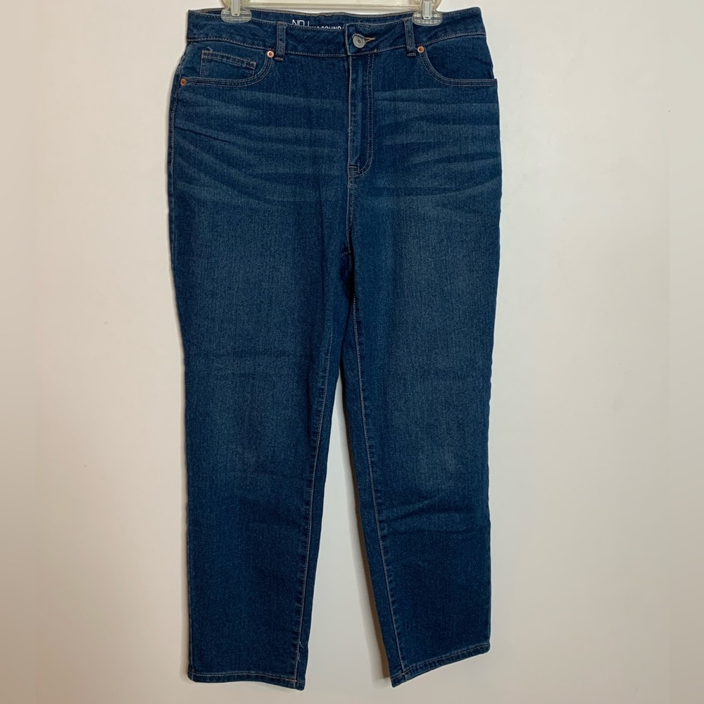 Curvy Fit Blue Jeans